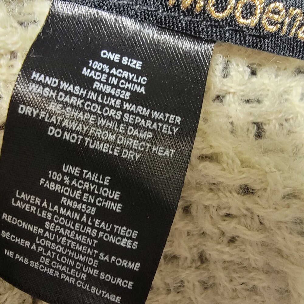 NWT Modena Rectangle‎ Scarf Plaid Fall Winter Cozy Fashion New With Tags - Picture 4 of 5